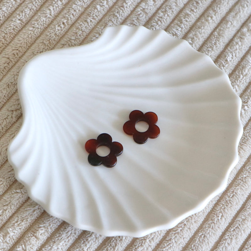 Nouvelles paires de fleurs sans créoles (10 motifs)